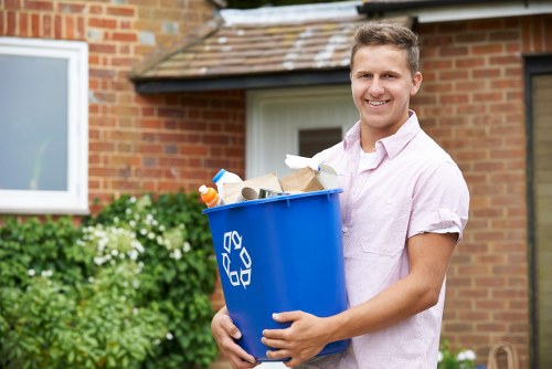 Team handling waste bins in Earlscourt