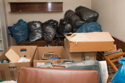 Efficient removal of clutter from a loft in Earlscourt